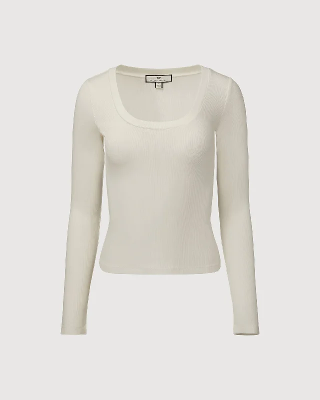 Long Sleeve Ribbed Scoop Top