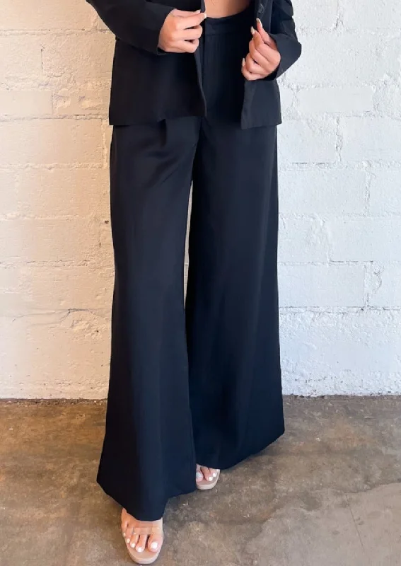 Cool Perfection Wide Leg Trouser