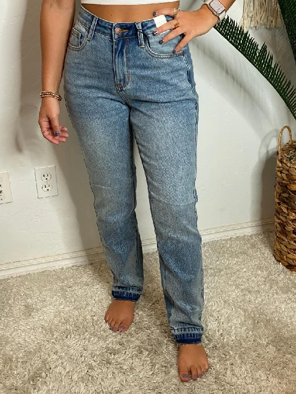 Judy Blue Mid Rise Rigid Magic Release Hem Boyfriend Jeans