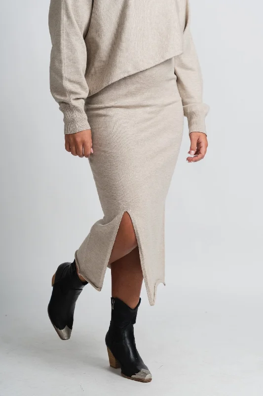 Sweater midi skirt beige