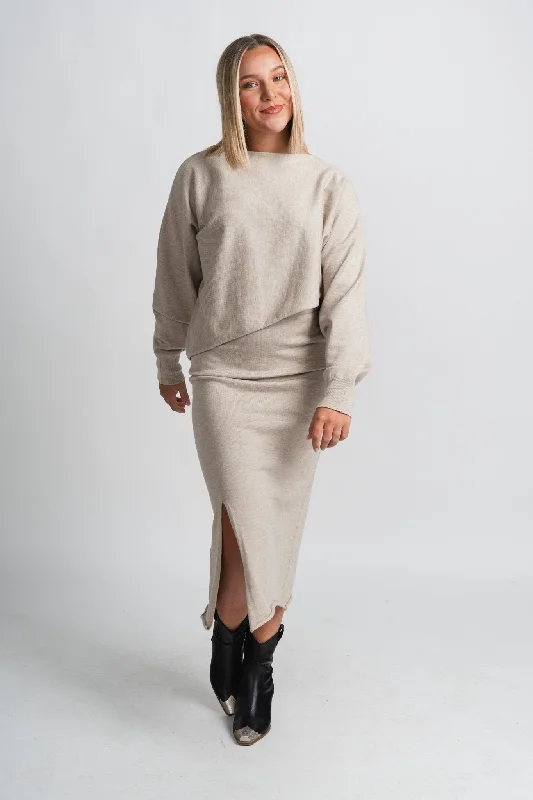 Sweater midi skirt beige