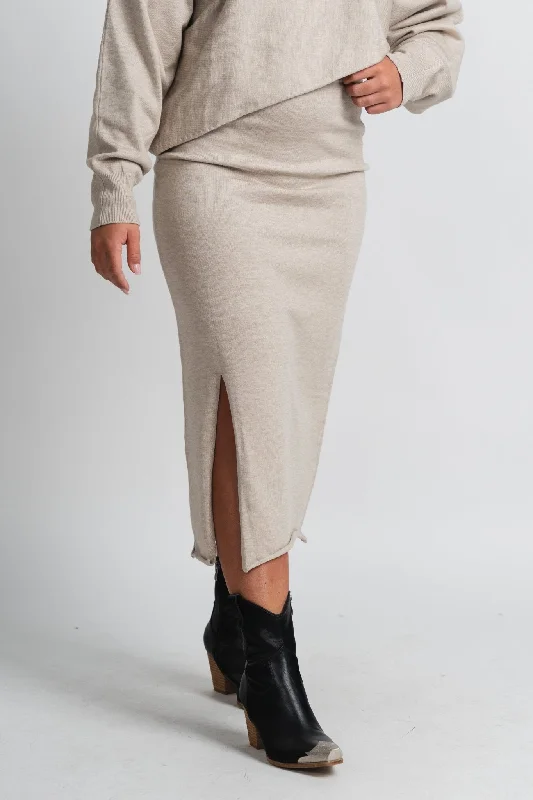 Sweater midi skirt beige